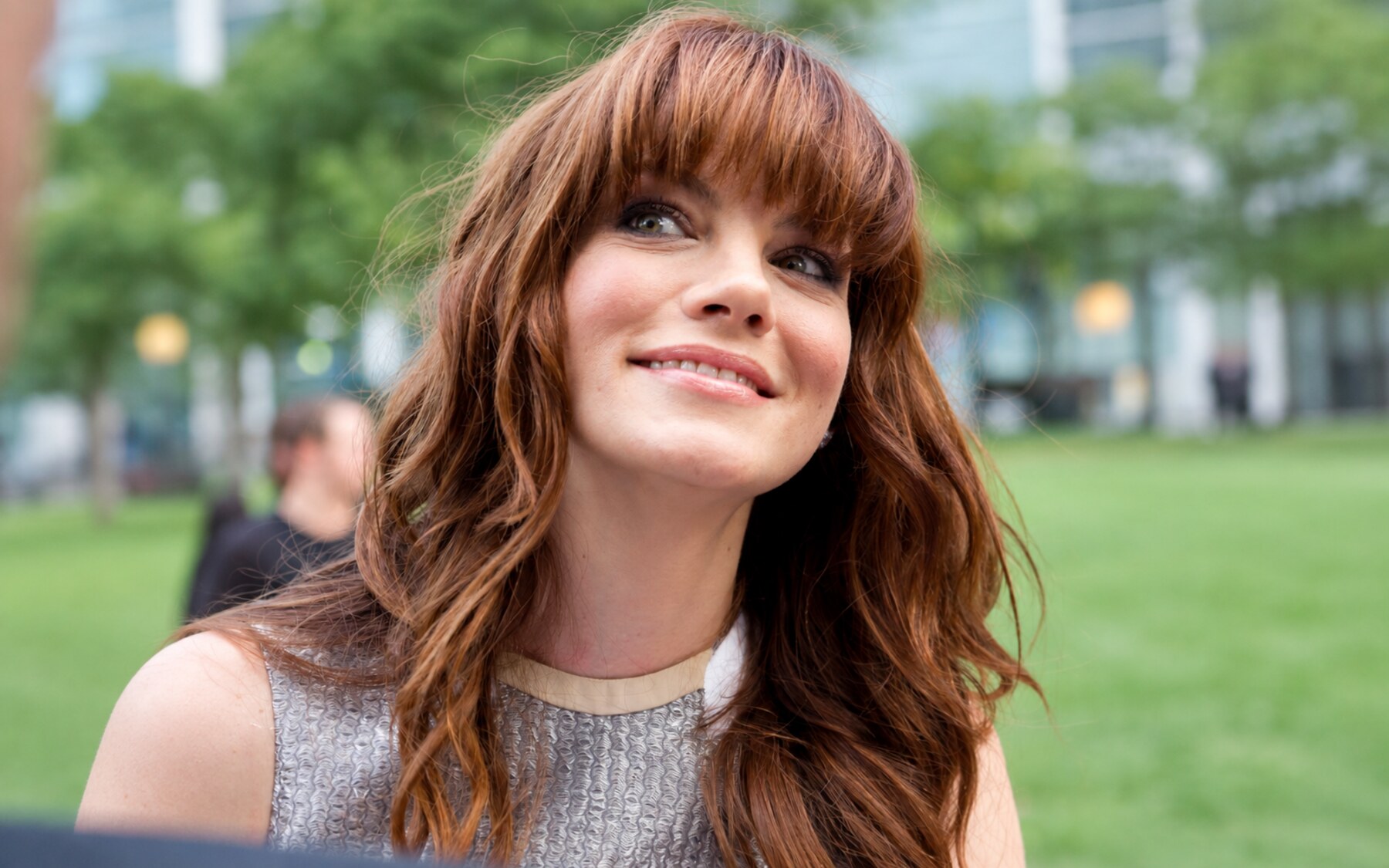 Michelle Monaghan beim Toronto International Film Festival am 11. September 2011. Personenfoto der Darstellerin von Amanda Beck, kein Szenenbild und keine Aufnahme der Produktion von The Whisper Man. Tabercil / Wikimedia Commons, CC BY-SA 2.0; KI-gestützte Querformatanpassung und leichte Farbkorrektur durch JKOOK OTT.